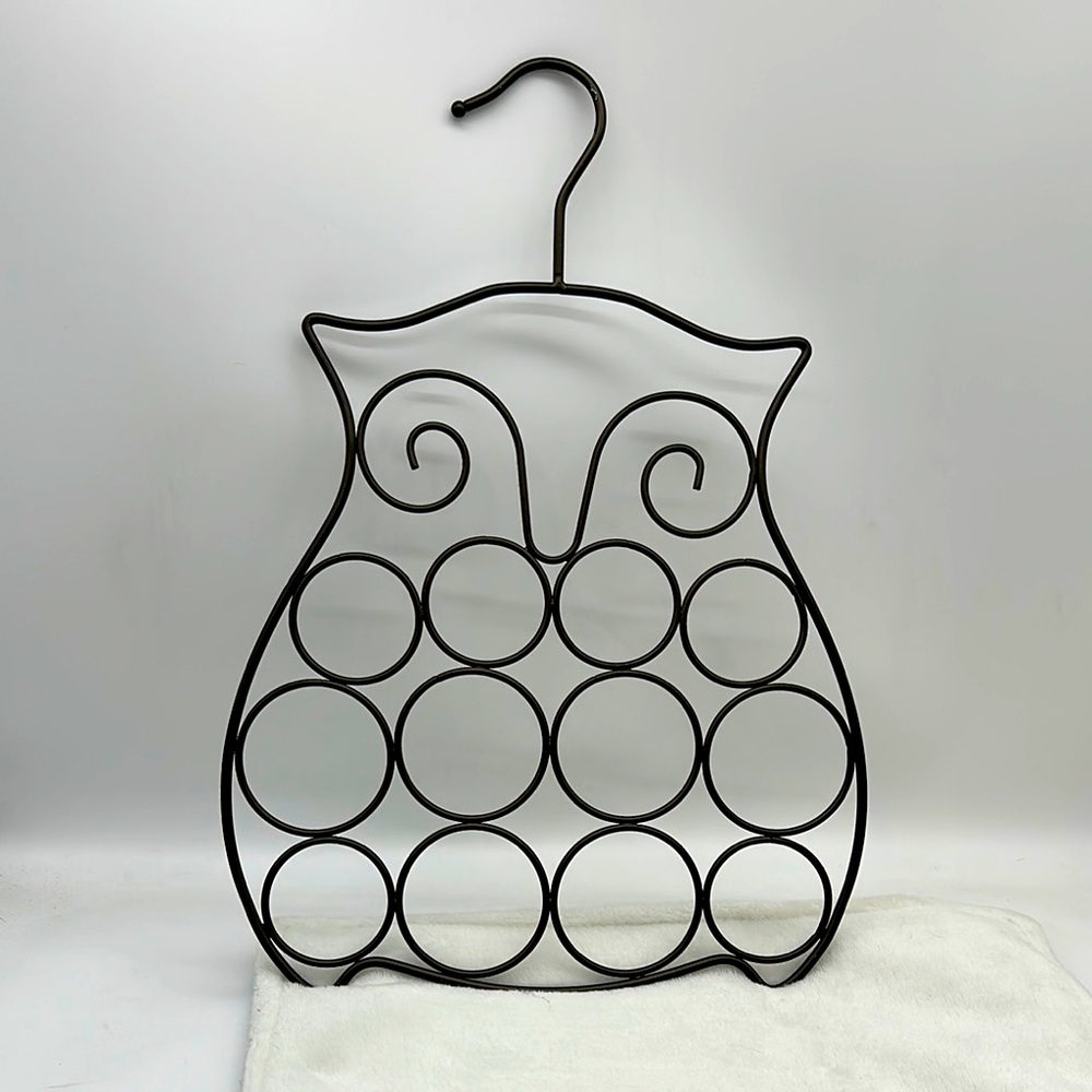 Metal Owl Scarf—Belt or Ties—12 Hole Organizer Rack